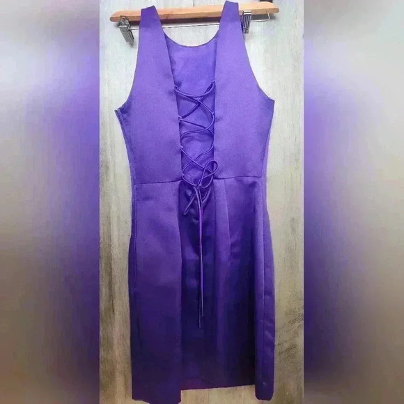Jessica Mcclintock for Gunne Sax 70s Purple Satin Halter Tie Up Mini Dress 7 - Picture 4 of 9